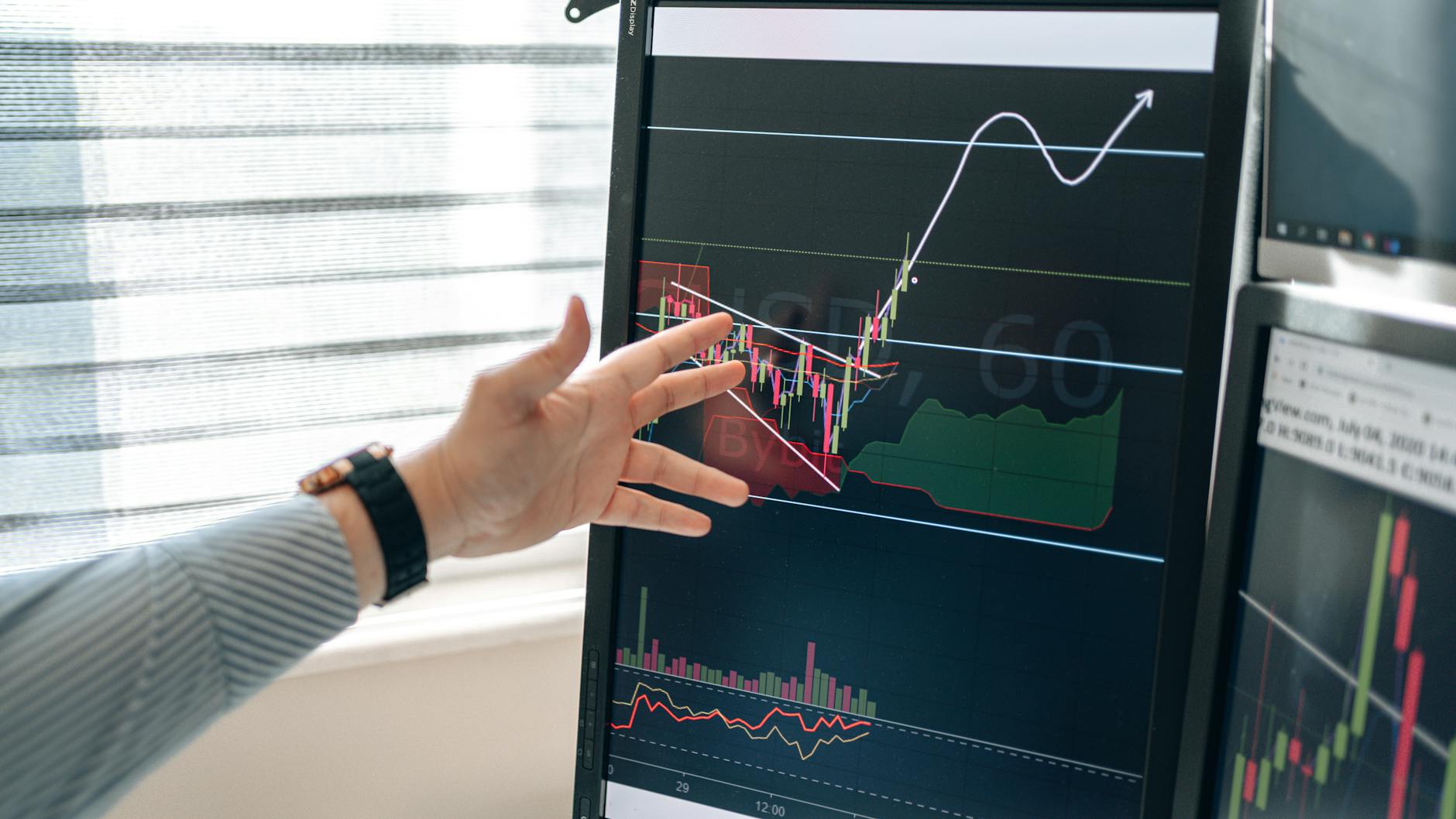 AI untuk Customer Segmentation: Identifikasi 20% Pelanggan yang Hasilkan 80% Revenue